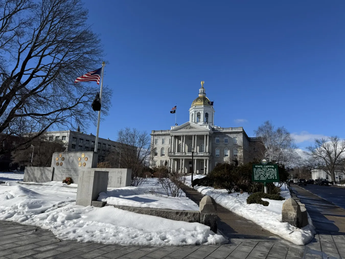 An image of the New Hampshire State House complex in winter.