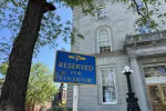 An image of the governor's parking placard at the NH State House.